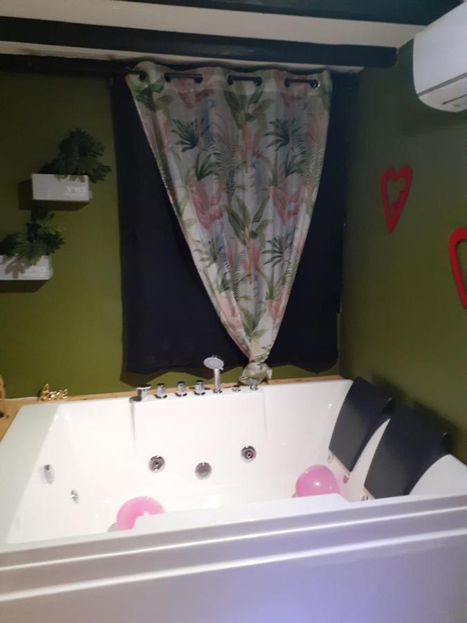La Chambre Des Songes Saze  Eksteriør bilde